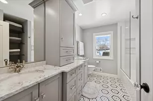 857 S Euclid Ave, Elmhurst, IL 60126 - Photo 25