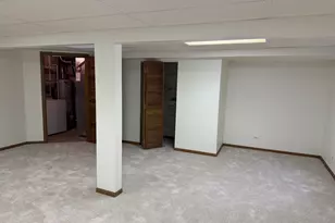 1264 Sandhurst Ln, South Elgin, IL 60177 - Photo 11