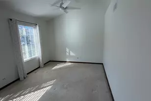 1264 Sandhurst Ln, South Elgin, IL 60177 - Photo 13