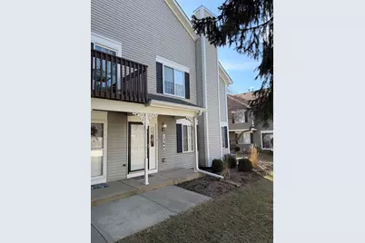 1264 Sandhurst Lane, South Elgin, IL 60177 - Photo 1