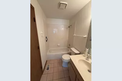 1264 Sandhurst Lane, South Elgin, IL 60177 - Photo 17