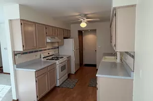 1264 Sandhurst Ln, South Elgin, IL 60177 - Photo 5