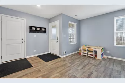 1161 Amber Drive, Cary, IL 60013 - Photo 9