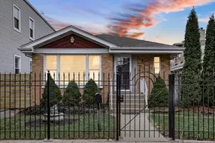 2849 W Fletcher St, Chicago, IL 60618 - Photo 1