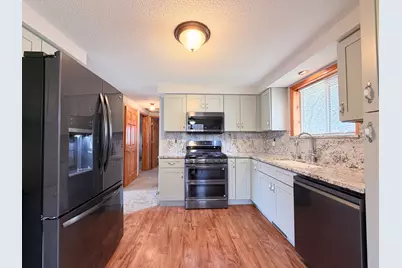 8907 Shady Lane, Wonder Lake, IL 60097 - Photo 5