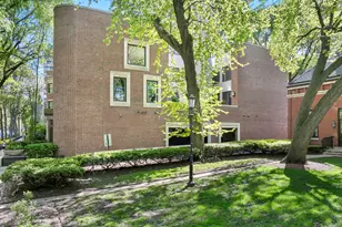 1524 N Astor St, Chicago, IL 60610 - Photo 3