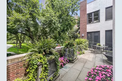 1524 N Astor Street, Chicago, IL 60610 - Photo 15