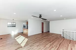 1421 Norwell Ln, Schaumburg, IL 60193 - Photo 7