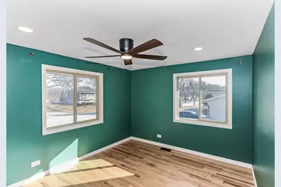 1421 Norwell Lane, Schaumburg, IL 60193 - Photo 13