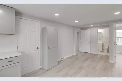 1816 Hebron Avenue, Zion, IL 60099 - Photo 7