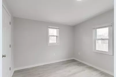 1816 Hebron Avenue, Zion, IL 60099 - Photo 9