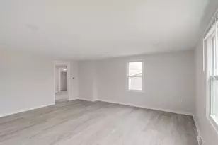 1816 Hebron Ave, Zion, IL 60099 - Photo 3