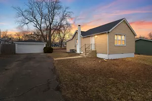 1816 Hebron Ave, Zion, IL 60099 - Photo 17