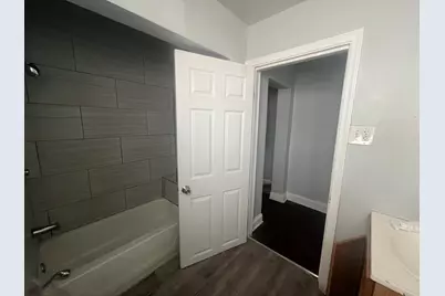 8623 S Manistee Avenue, Chicago, IL 60617 - Photo 7