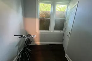 8623 S Manistee Ave, Chicago, IL 60617 - Photo 11