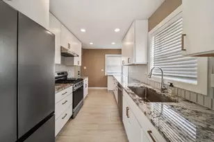 22W144 Marston Ave, Glen Ellyn, IL 60137 - Photo 7