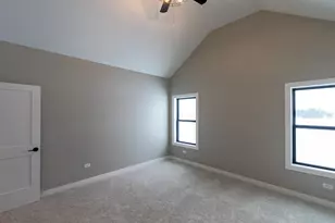 9295 N Stonewall Dr, Newark, IL 60541 - Photo 23