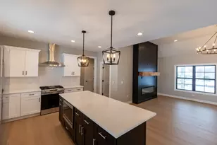 9295 N Stonewall Dr, Newark, IL 60541 - Photo 9