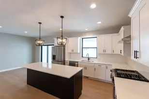 9295 N Stonewall Dr, Newark, IL 60541 - Photo 7