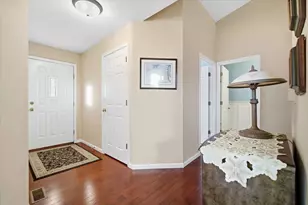 1908 Deer Cove Cc Ct, Normal, IL 61761 - Photo 13