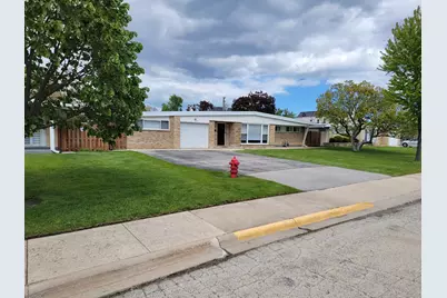 7830 W Carmen Avenue, Norridge, IL 60706 - Photo 1
