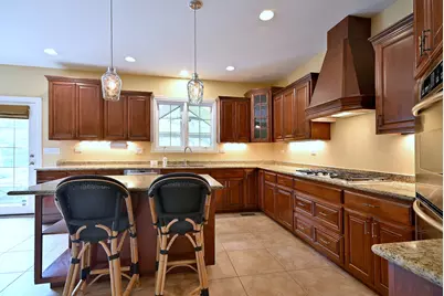 281 E Vallette Street, Elmhurst, IL 60126 - Photo 9