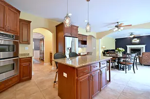 281 E Vallette St, Elmhurst, IL 60126 - Photo 13