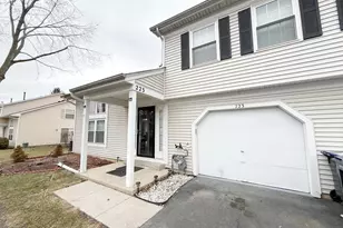 223 Butternut Ln, Streamwood, IL 60107 - Photo 1