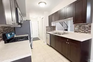 223 Butternut Ln, Streamwood, IL 60107 - Photo 3