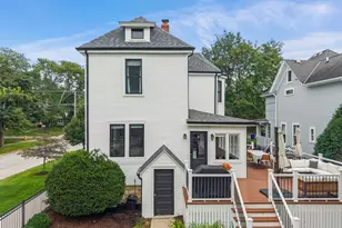 726 N Wheaton Ave, Wheaton, IL 60187 - Photo 25