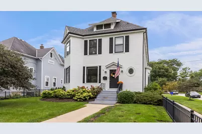 726 N Wheaton Avenue, Wheaton, IL 60187 - Photo 3