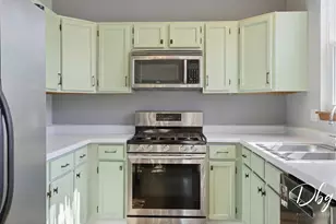 67 W Dahlia Ln, Round Lake Beach, IL 60073 - Photo 19