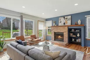 67 W Dahlia Ln, Round Lake Beach, IL 60073 - Photo 23