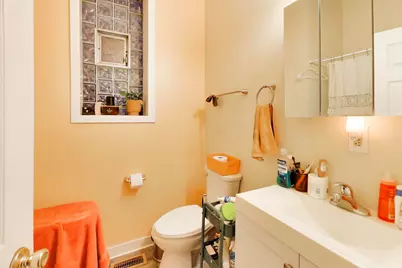 1639 N Claremont Avenue, Chicago, IL 60647 - Photo 9