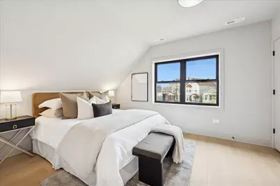 2840 N Christiana Avenue, Chicago, IL 60618 - Photo 23