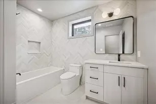 2840 N Christiana Ave, Chicago, IL 60618 - Photo 29