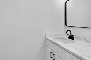 811 Copley Ln, Joliet, IL 60431 - Photo 15