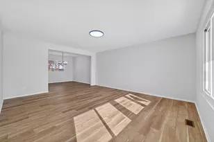 811 Copley Ln, Joliet, IL 60431 - Photo 7