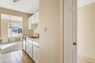 706 Kiwanis Dr, Freeport, IL 61032 - Photo 5