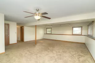 1070 Center Dr, South Elgin, IL 60177 - Photo 21