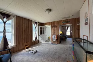 405 E Seminary Ave, Hoopeston, IL 60942 - Photo 11