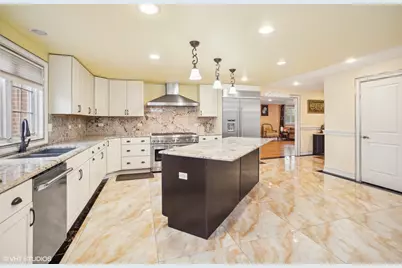 46 Hamilton Lane, Oak Brook, IL 60523 - Photo 11