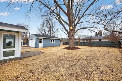 301 River Drive, Dekalb, IL 60115 - Photo 29