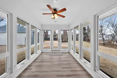 301 River Drive, Dekalb, IL 60115 - Photo 17