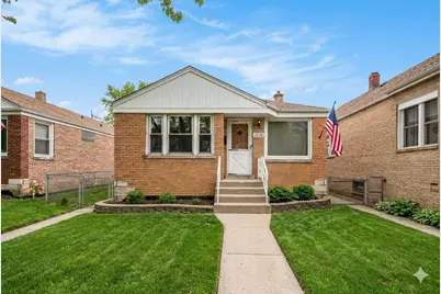 3238 N Narragansett Avenue, Chicago, IL 60634 - Photo 1
