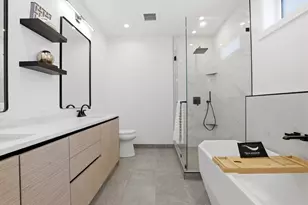 1325 N Artesian Ave, Chicago, IL 60622 - Photo 13