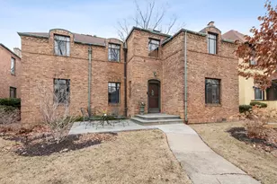 9305 S Hoyne Ave, Chicago, IL 60643 - Photo 3