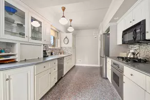 9305 S Hoyne Ave, Chicago, IL 60643 - Photo 15