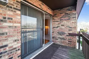 940 E Old Willow Rd, Prospect Heights, IL 60070 - Photo 23