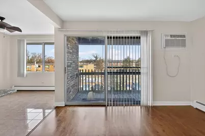 940 E Old Willow Road #312, Prospect Heights, IL 60070 - Photo 11